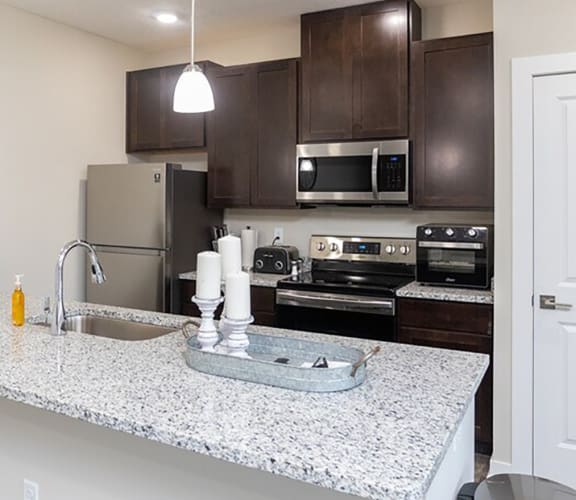 Flats on Memorial Apartments in Lancaster, OH